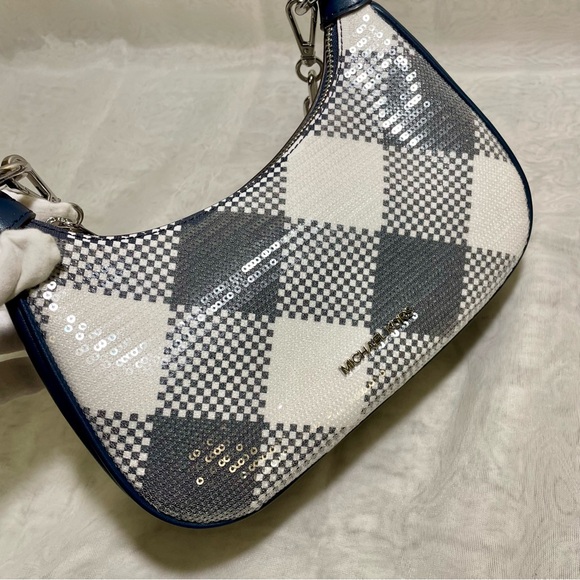 Michael Kors Sequins Cora Pouchette 2 Way Bag, NWT - Picture 6 of 16